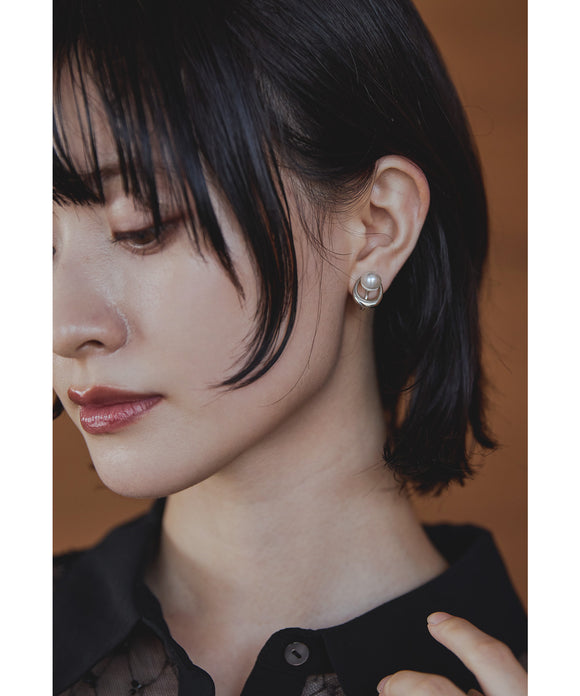 {"color":"\u30b7\u30eb\u30d0\u30fc","info":""}