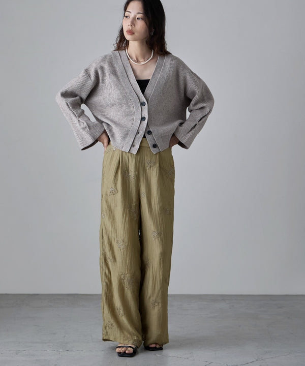 {"color":"\u30d4\u30b9\u30bf\u30c1\u30aa","info":"model\uff1aH166cm size\uff1aM"}