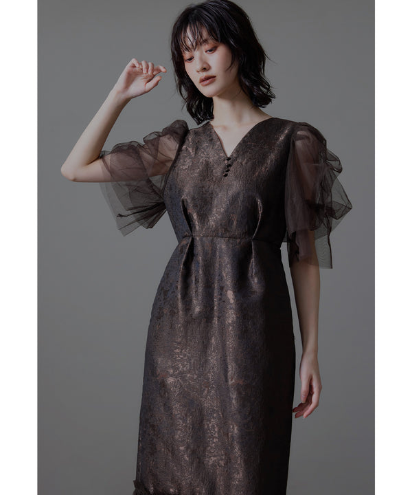 {"color":"\u30d6\u30e9\u30a6\u30f3","info":"model\uff1aH166cm size\uff1aM"}