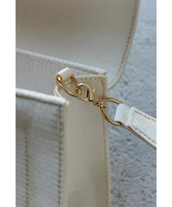 {"color":"","info":""}