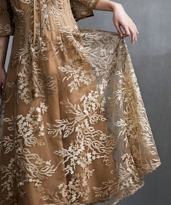 {"color":"\u30d9\u30fc\u30b8\u30e5","info":"model\uff1aH163cm size\uff1aM"}