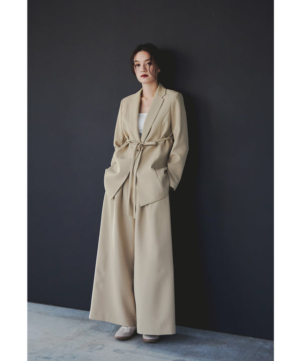 {"color":"\u30d9\u30fc\u30b8\u30e5","info":"model\uff1aH165cm size\uff1aM"}