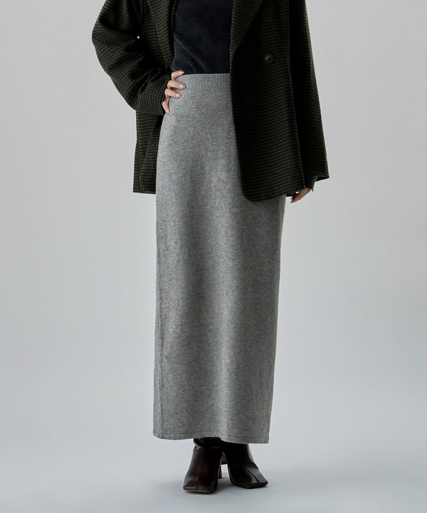 {"color":"\u30b0\u30ec\u30fc","info":"model\uff1aH166cm size\uff1aM"}