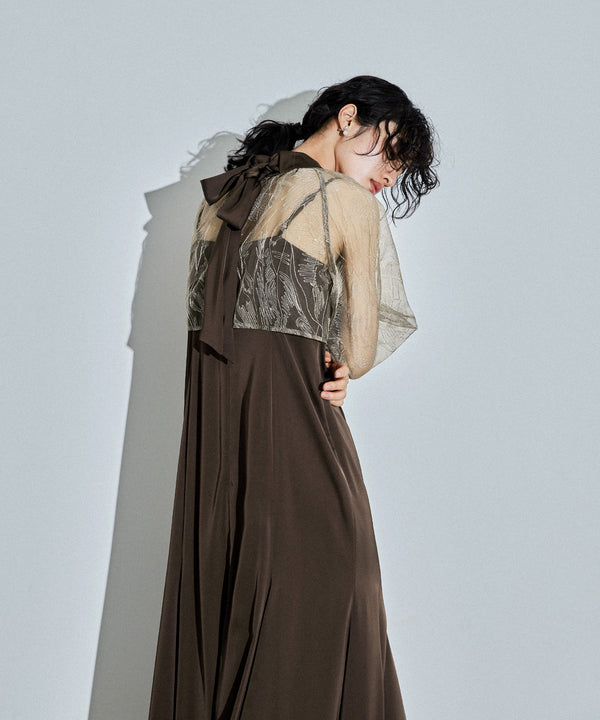 {"color":"\u30d6\u30e9\u30a6\u30f3","info":"model\uff1aH167cm size\uff1aM"}