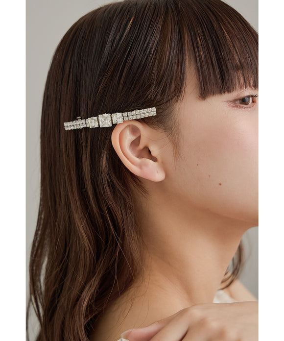 {"color":"\u30b7\u30eb\u30d0\u30fc","info":""}