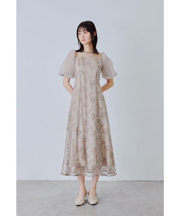 {"color":"\u30d4\u30f3\u30af","info":"model\uff1aH166cm size\uff1aM"}
