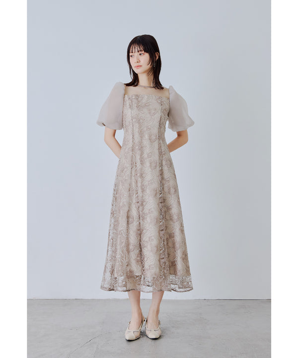 {"color":"\u30d4\u30f3\u30af","info":"model\uff1aH166cm size\uff1aM"}