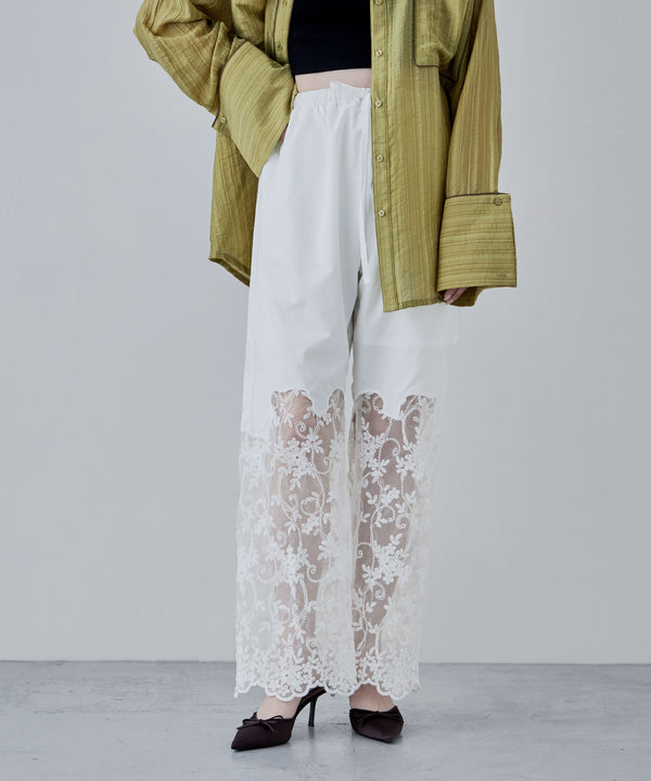 {"color":"\u30db\u30ef\u30a4\u30c8","info":"model\uff1aH166cm size\uff1aM"}
