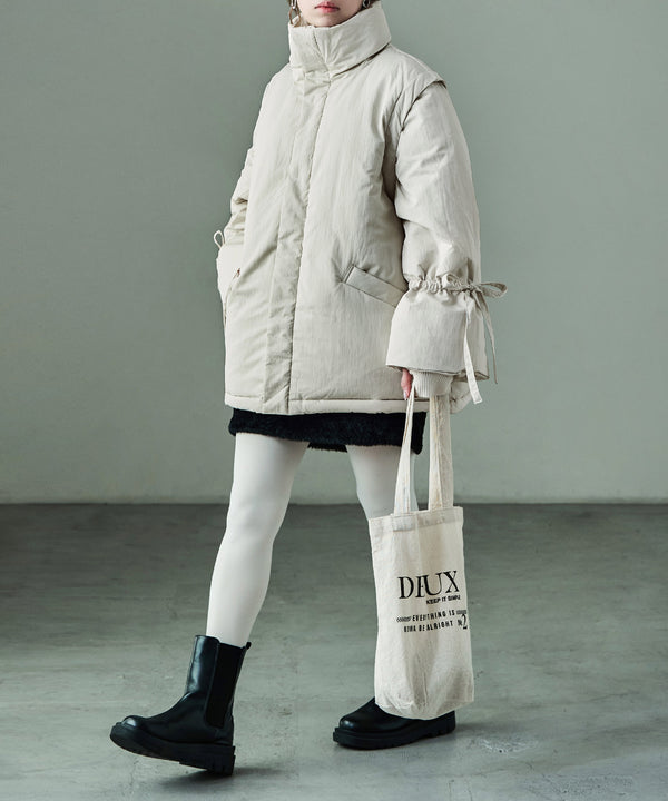 {"color":"\u30a8\u30af\u30ea\u30e5","info":"model\uff1aH158cm size\uff1aM"}