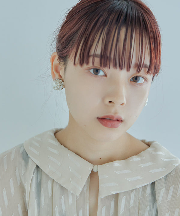 {"color":"\u30b7\u30eb\u30d0\u30fc","info":""}