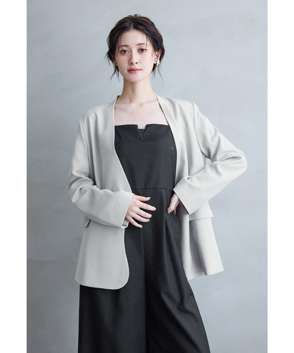 {"color":"\u30b0\u30ec\u30fc\u30b8\u30e5","info":"model\uff1aH166cm size\uff1aF"}