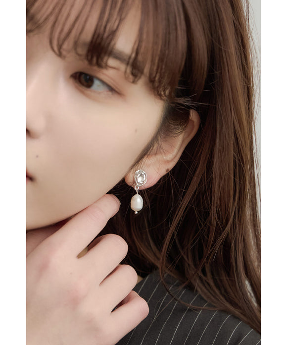 {"color":"\u30b7\u30eb\u30d0\u30fc","info":""}