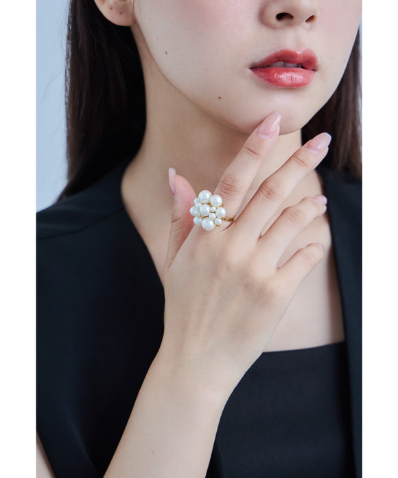 {"color":"\u30b4\u30fc\u30eb\u30c9","info":""}