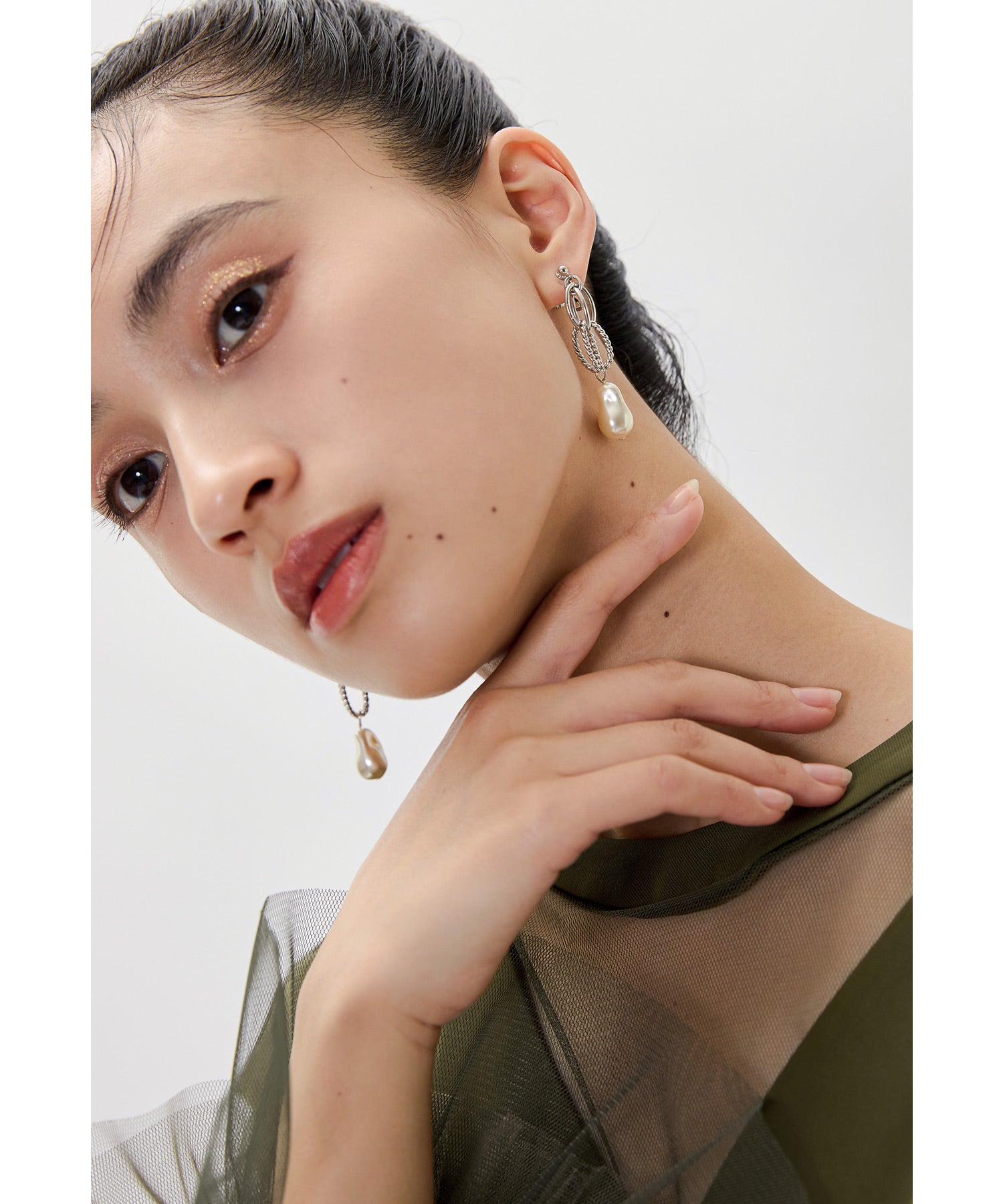 フープチェーンイヤリング 両耳 パール ロング ゴールド シルバー 結婚