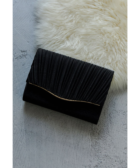 {"color":"\u30d6\u30e9\u30c3\u30af","info":""}