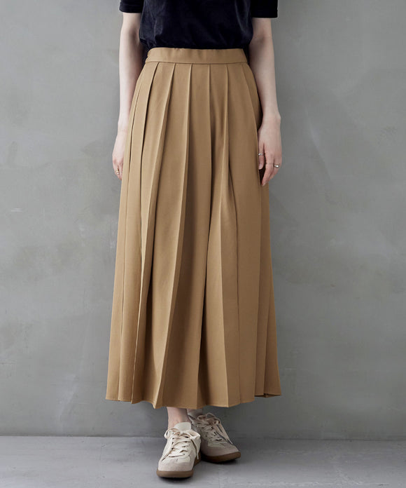 {"color":"\u30d9\u30fc\u30b8\u30e5","info":"model\uff1aH170cm size\uff1aM"}
