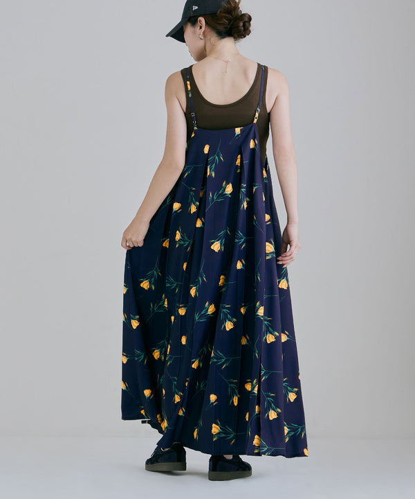 {"color":"\u30d6\u30e9\u30c3\u30af","info":"model\uff1aH166cm size\uff1aF"}