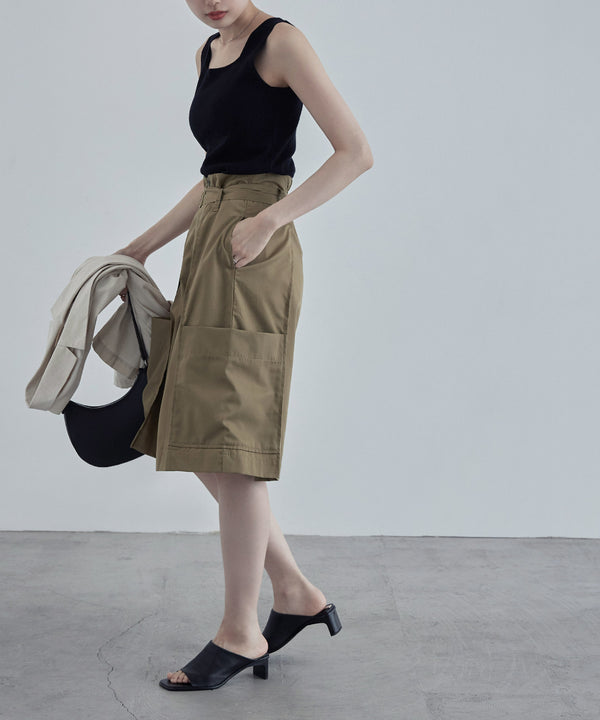 {"color":"\u30d9\u30fc\u30b8\u30e5","info":"model\uff1aH170cm size\uff1aM"}