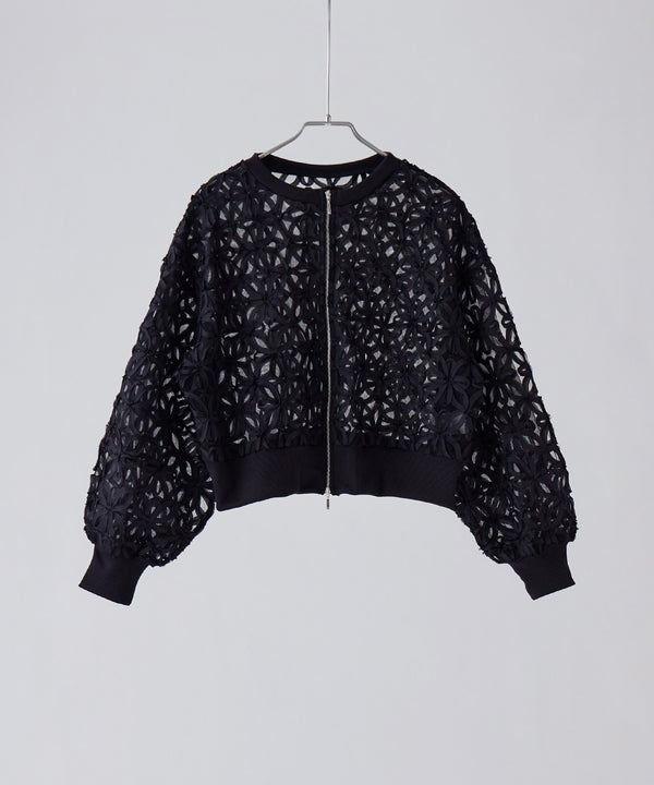 {"color":"\u30d6\u30e9\u30c3\u30af","info":""}