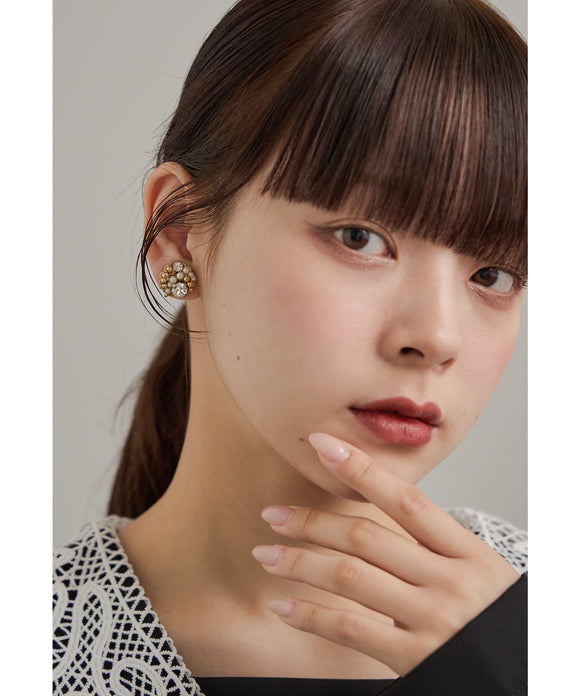 {"color":"\u30b4\u30fc\u30eb\u30c9","info":""}