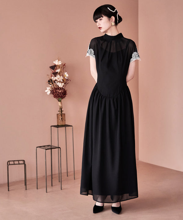 {"color":"\u30d6\u30e9\u30c3\u30af","info":"model\uff1aH163cm size\uff1aM"}