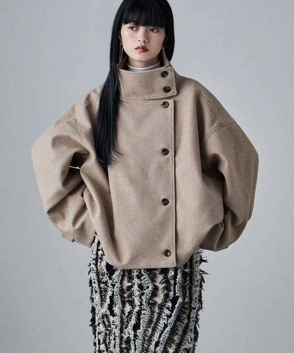 {"color":"\u30d9\u30fc\u30b8\u30e5","info":"model\uff1aH163cm size\uff1aM"}