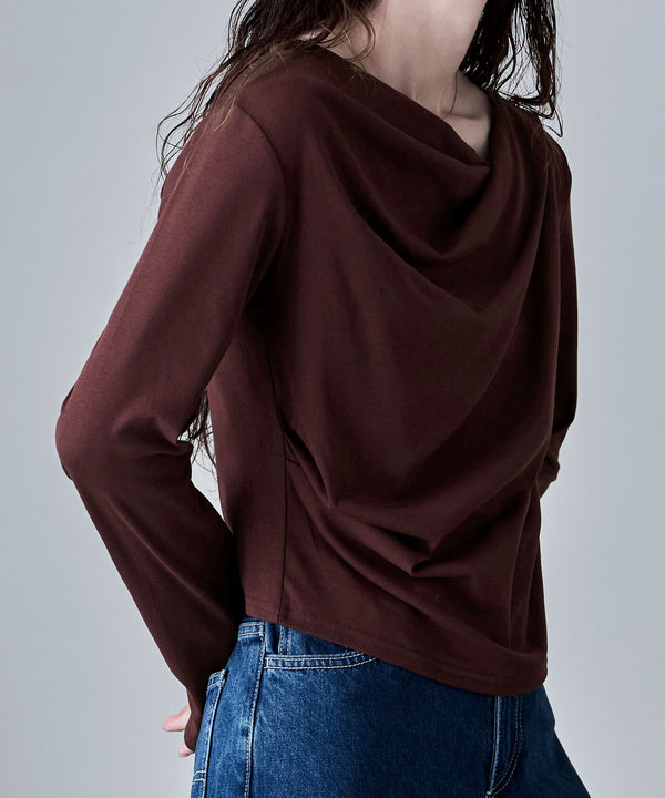 {"color":"\u30d6\u30e9\u30a6\u30f3","info":"model\uff1aH166cm size\uff1aM"}