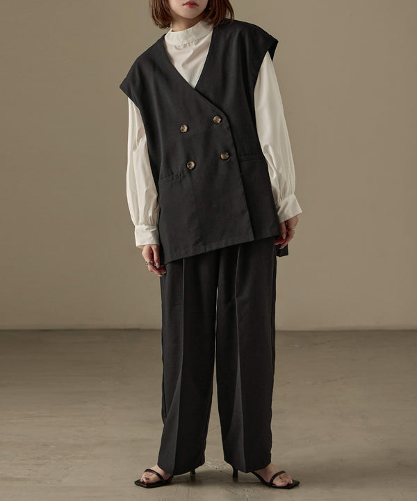 {"color":"\u30d6\u30e9\u30c3\u30af","info":"model\uff1aH158cm size\uff1aM"}