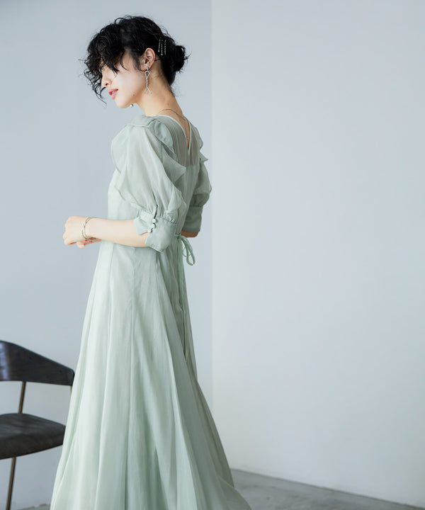 {"color":"\u30b0\u30ea\u30fc\u30f3","info":"model\uff1aH167cm size\uff1aM"}