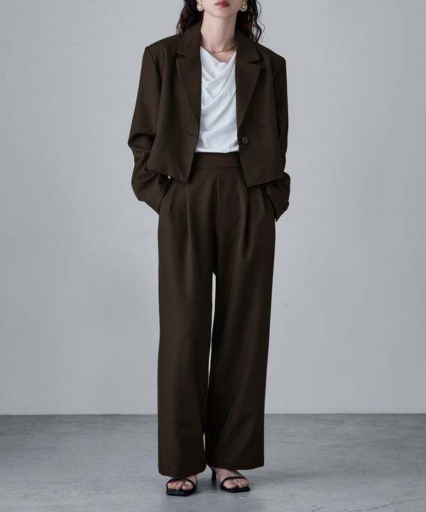 {"color":"\u30d6\u30e9\u30a6\u30f3","info":"model\uff1aH166cm size\uff1aM"}