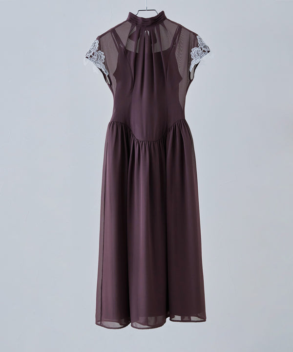 {"color":"\u30b9\u30e2\u30fc\u30af\u30d1\u30fc\u30d7\u30eb","info":""}