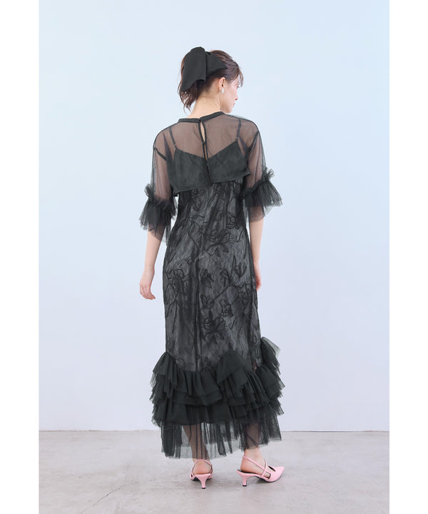 {"color":"\u30d6\u30e9\u30c3\u30af","info":"model\uff1aH166cm size\uff1aM"}
