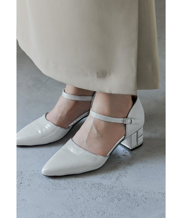 {"color":"\u30b7\u30eb\u30d0\u30fc","info":""}