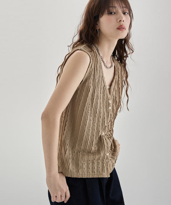 {"color":"\u30d9\u30fc\u30b8\u30e5","info":"model\uff1aH166cm size\uff1aM"}