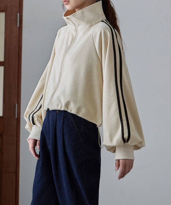 {"color":"\u30a2\u30a4\u30dc\u30ea\u30fc","info":"model\uff1aH166cm size\uff1aM"}