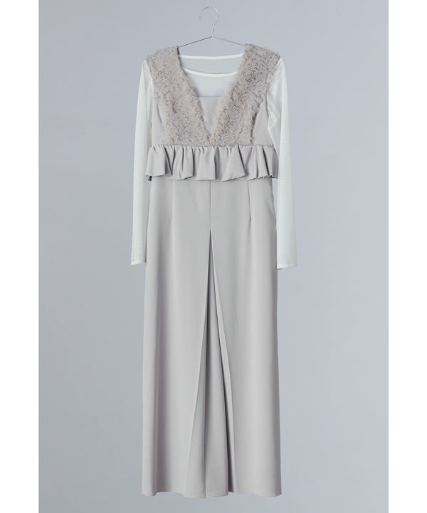 {"color":"\u30b0\u30ec\u30fc\u30b8\u30e5","info":""}