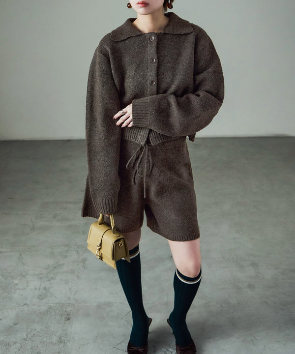 {"color":"\u30d6\u30e9\u30a6\u30f3","info":"model\uff1aH158cm size\uff1aM"}