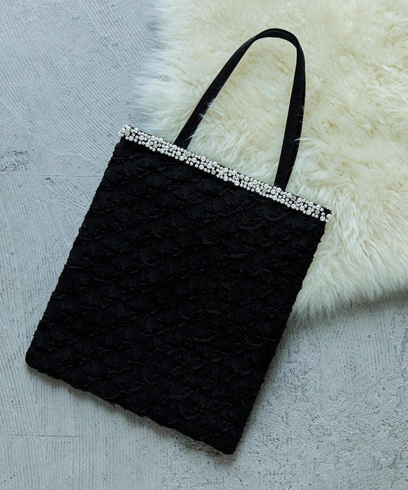 {"color":"\u30d6\u30e9\u30c3\u30af","info":""}