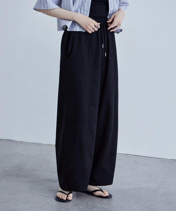 {"color":"\u30d6\u30e9\u30c3\u30af","info":"model\uff1aH170cm size\uff1aM"}