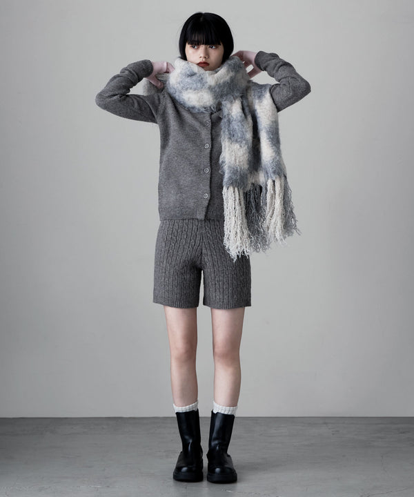 {"color":"\u30b0\u30ec\u30fc","info":"model\uff1aH163cm size\uff1aF"}