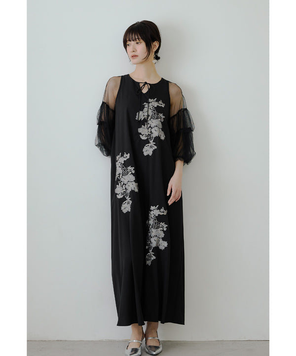 {"color":"\u30d6\u30e9\u30c3\u30af","info":"model\uff1aH166cm size\uff1aM"}