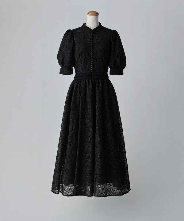 {"color":"\u30d6\u30e9\u30c3\u30af","info":""}