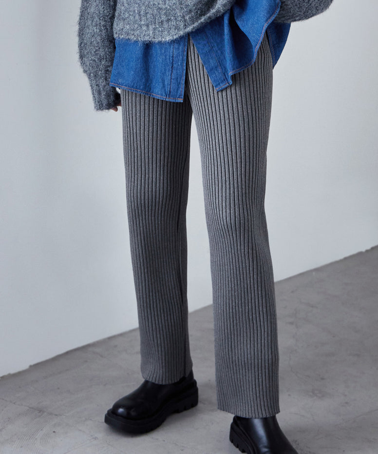 {"color":"\u6762\u30b0\u30ec\u30fc","info":"model\uff1aH170cm size\uff1aF"}
