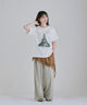 {"color":"\u30aa\u30d5\u30db\u30ef\u30a4\u30c83","info":"model\uff1aH166cm size\uff1aF"}