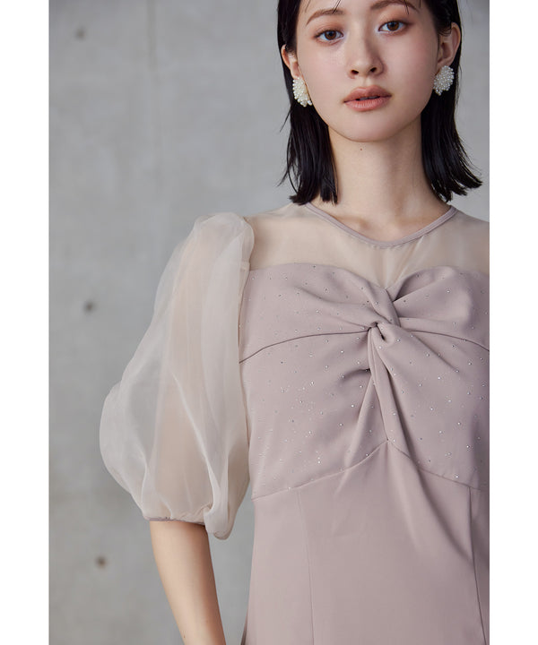 {"color":"\u30d4\u30f3\u30af\u30d9\u30fc\u30b8\u30e5","info":"model\uff1aH166cm size\uff1aM"}