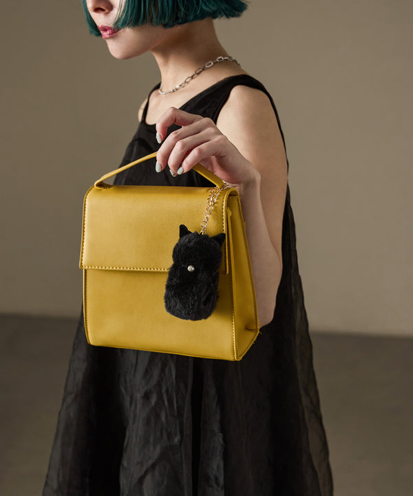 {"color":"\u30d6\u30e9\u30c3\u30af","info":"model\uff1aH155cm size\uff1aF"}