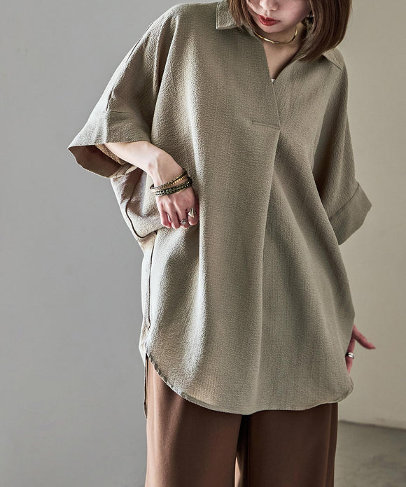 {"color":"\u30b0\u30ec\u30fc\u30b8\u30e5","info":"model\uff1aH158cm size\uff1aM"}