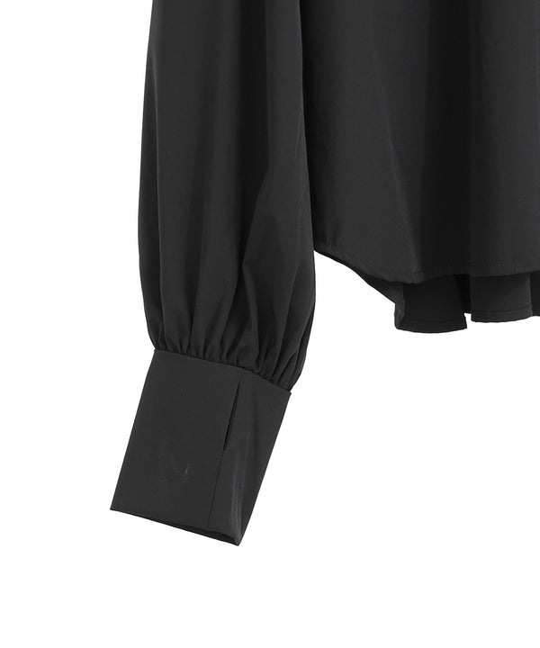 {"color":"\u30d6\u30e9\u30c3\u30af","info":"model\uff1aH158cm size\uff1aM"}