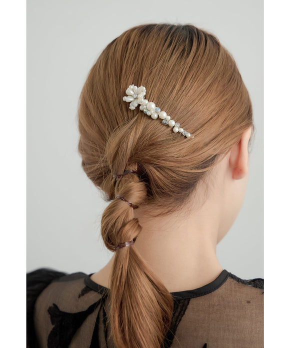 {"color":"\u30b7\u30eb\u30d0\u30fc","info":""}