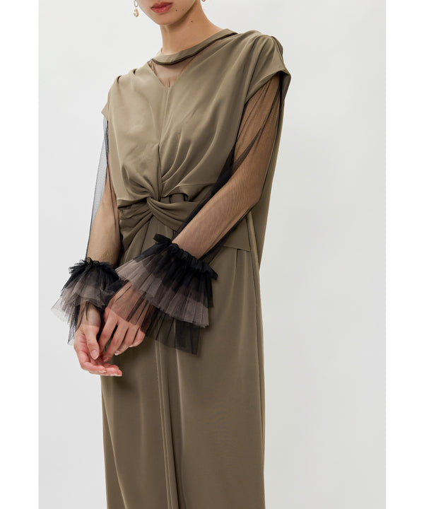{"color":"\u30d9\u30fc\u30b8\u30e5","info":"model\uff1aH165cm size\uff1aM"}